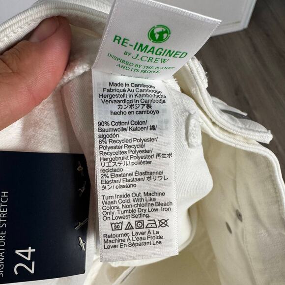 J.crew Factory Curvy Mid-Rise Flare Crop Jean in Signature Stretch WMNS 24 White - Picture 9 of 10